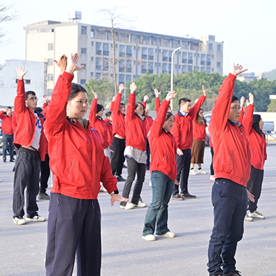 胜游官网人精神